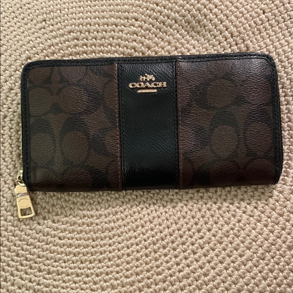 Coach Brown Signature Zip Wallet with Black Center Panel